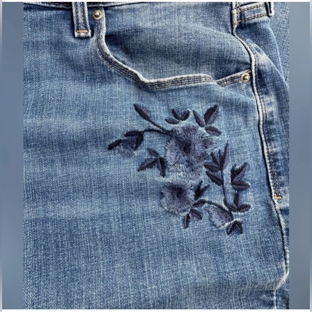 Levi’s 505 Floral Embroidered Straight Leg Stretch Jeans Womens Size 16 GUC - Picture 6 of 13